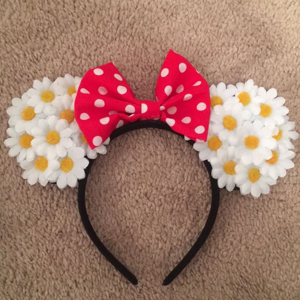 Handmade Minnie Mouse Ears - Picture 5 of 5